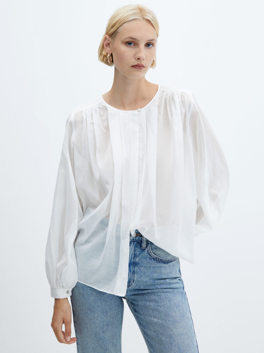 Блузка Olivia со сборками Mango, белый