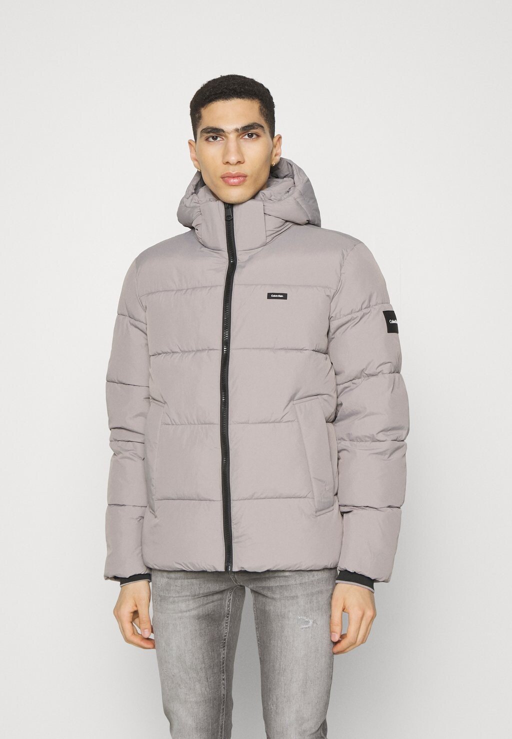 

Куртка зимняя Calvin Klein