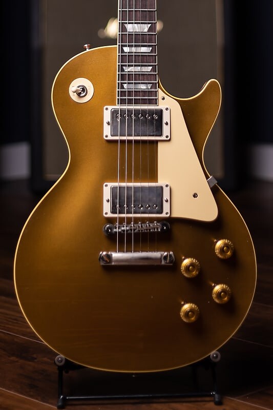 

Электрогитара Gibson Custom Shop Murphy Lab 1957 Les Paul Standard Reissue Ultra Light Aged - Double Gold