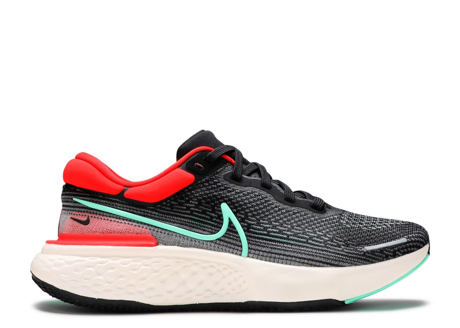 

Кроссовки Nike Zoomx Invincible Run Flyknit 'Black Chile Red', черный