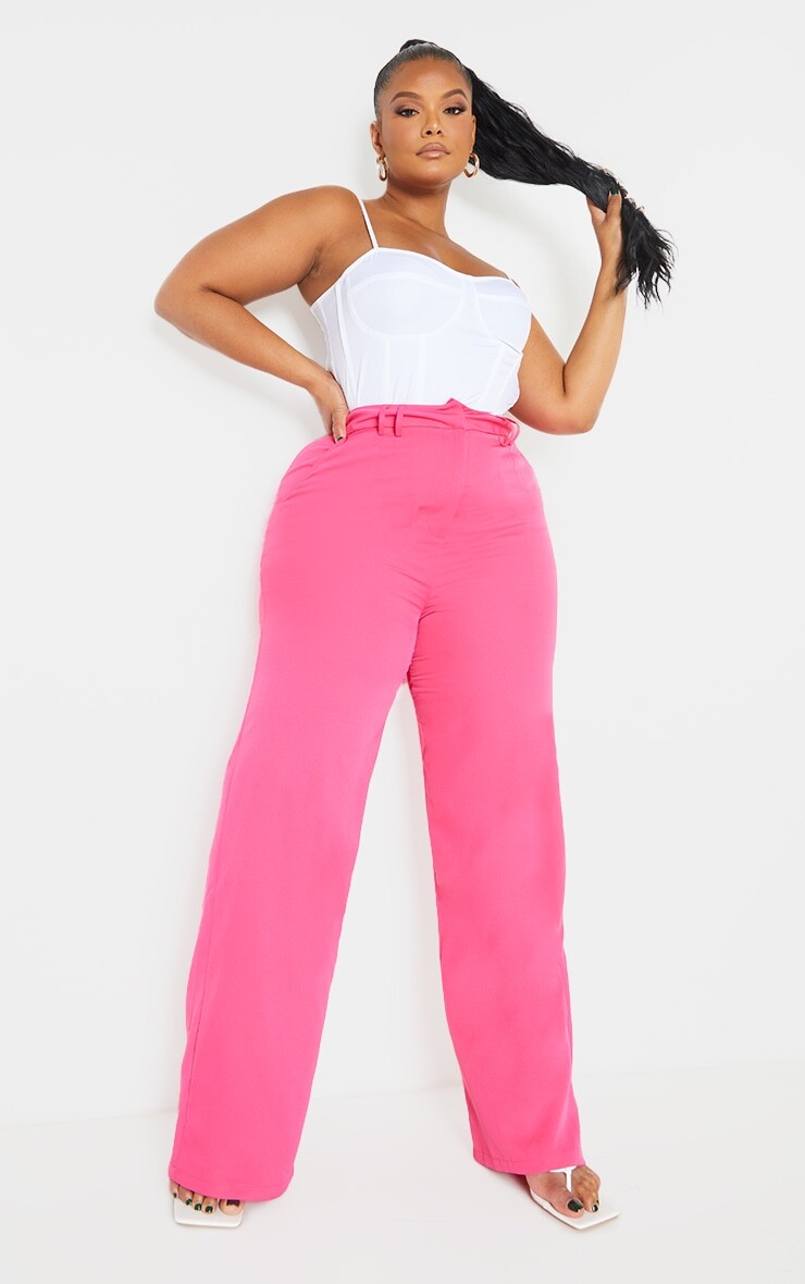 

PrettyLittleThing Розовые тканые широкие брюки с петлями для ремня Plus