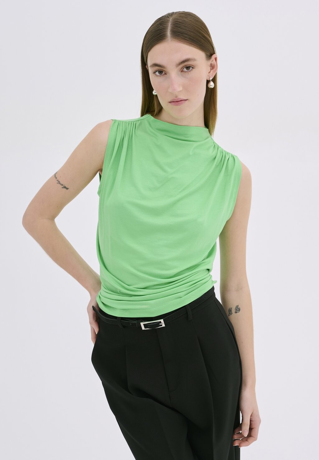 

Топ VISTA My Essential Wardrobe, цвет irish green