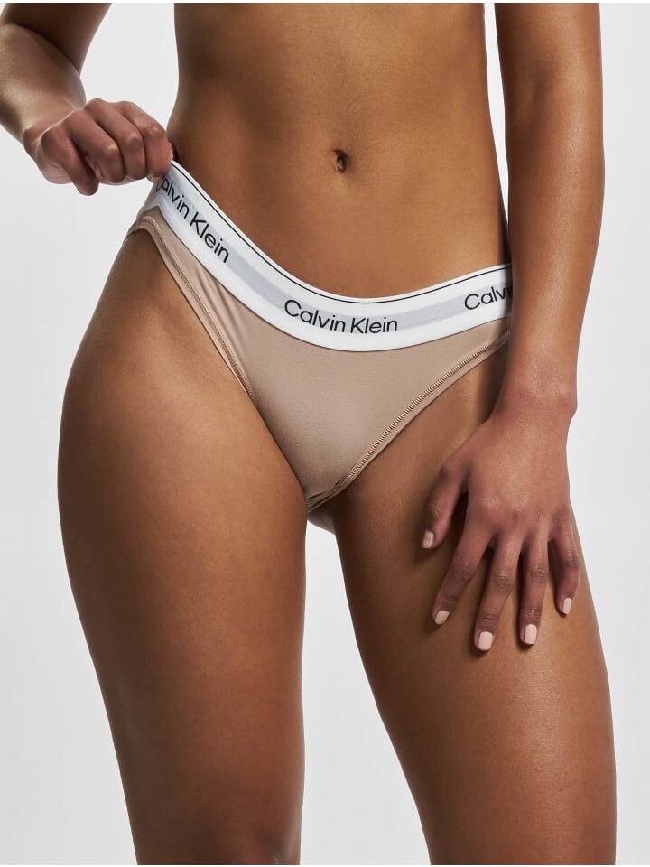 

Трусы Calvin Klein, цвет cedar