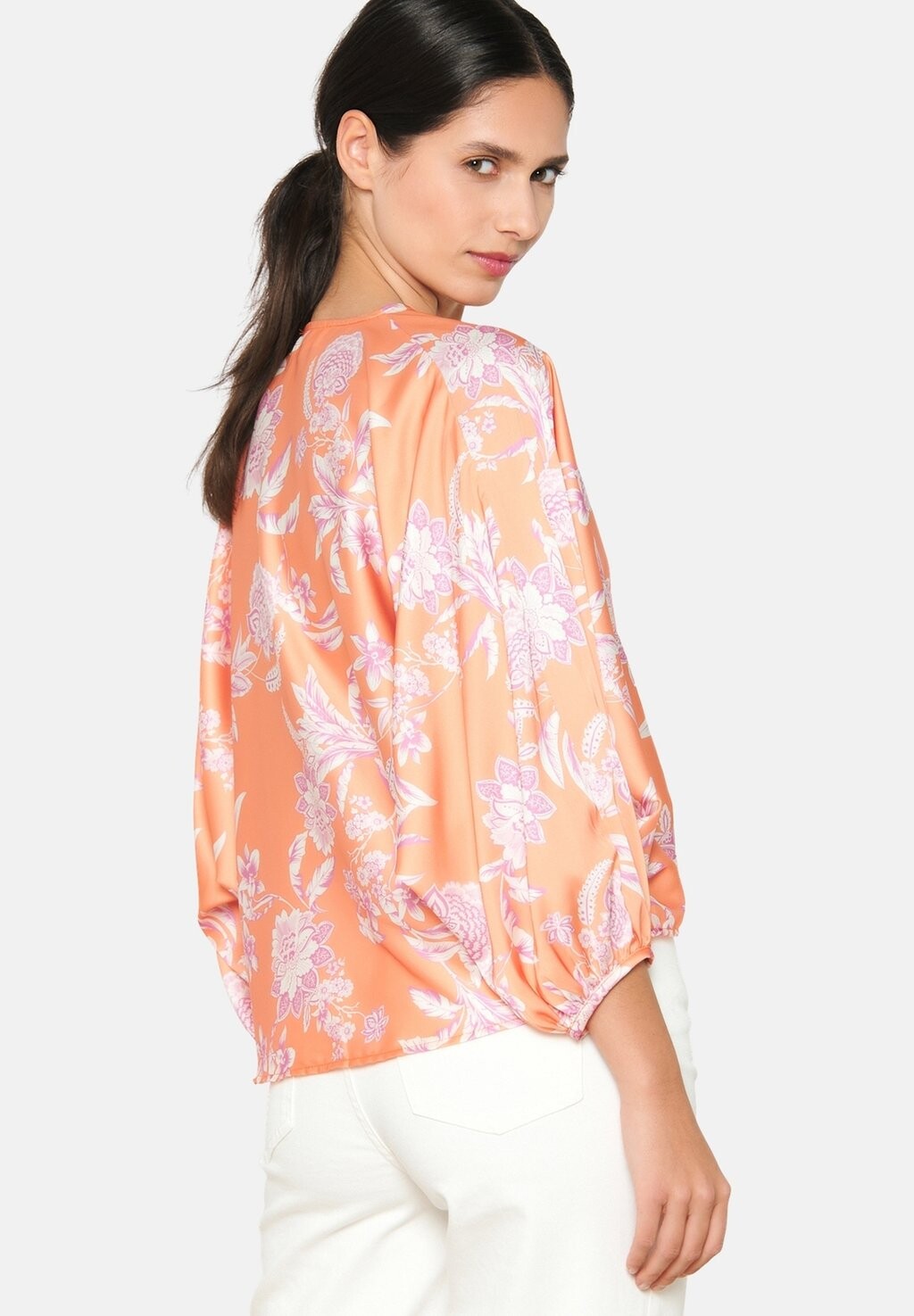 

Блуза WITH FLORAL LolaLiza, фуксия