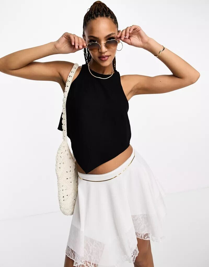 

Черный льняной топ Vero Moda с платочком по низу