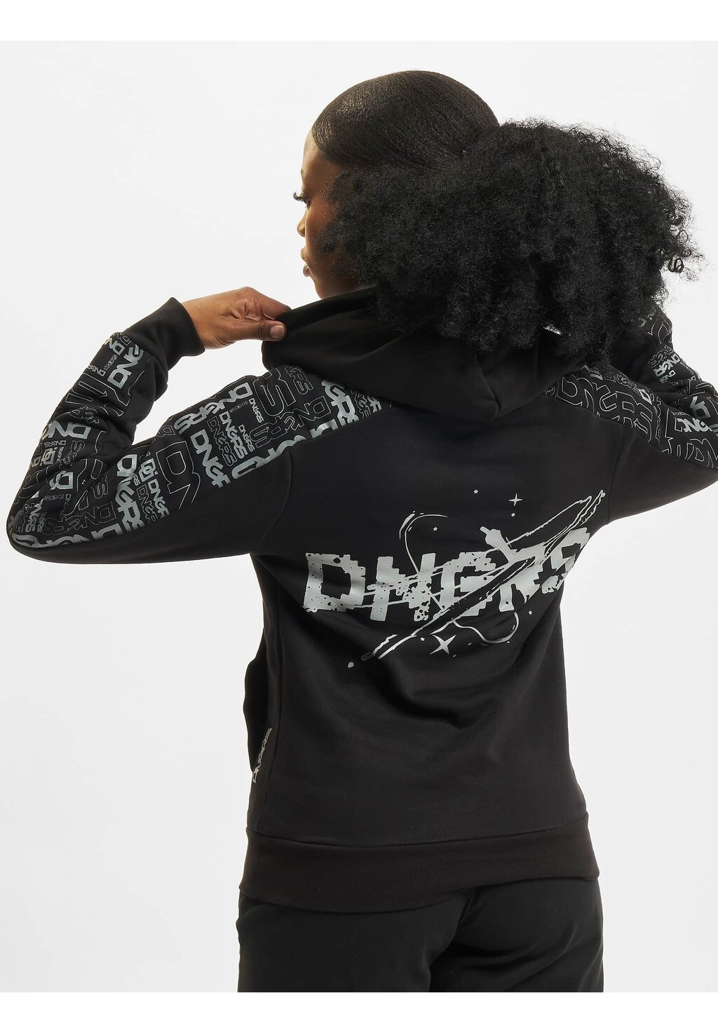 

Худи Dangerous DNGRS