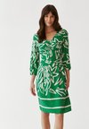 Платье дневное MONDI Tatuum, зеленый
