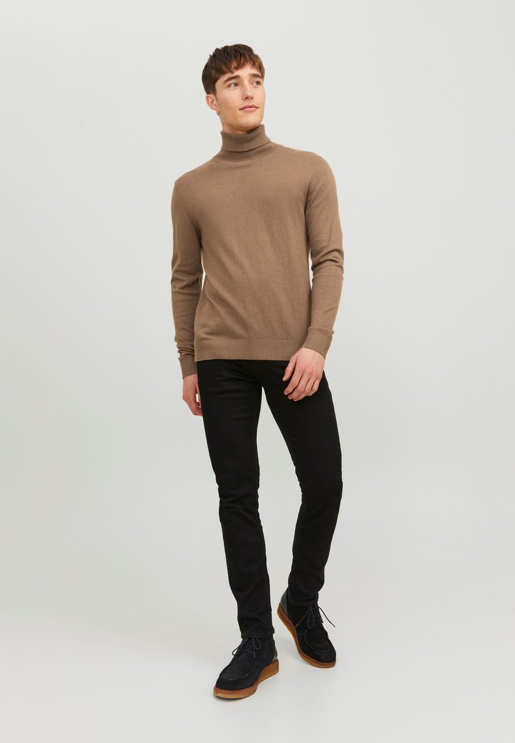 

Свитер JJEEMIL ROLL NECK Jack & Jones, выдра