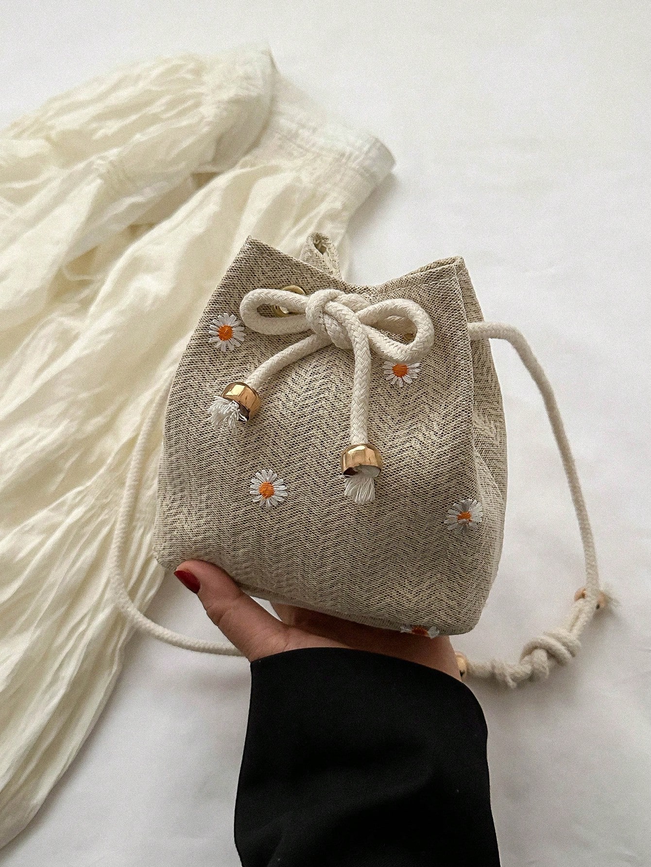 Мини-соломенная сумка с цветочной вышивкой и шнурком для отдыха, хаки