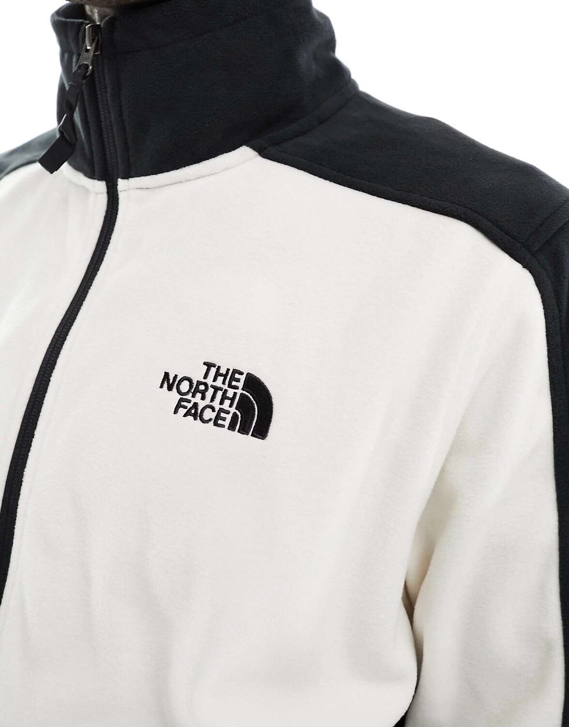 

The North Face Polartec 100 с молнией 1/4 в кремово-белом и черном цвете