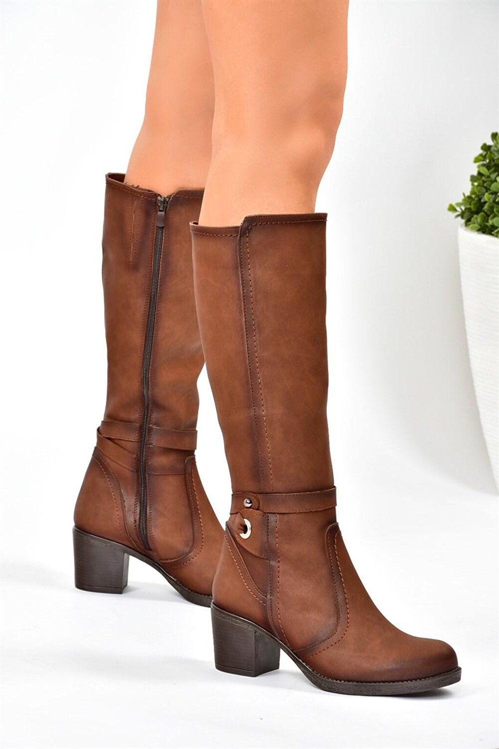 

L6742112 Светло-коричневые женские ботинки Fox Shoes