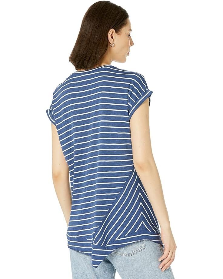 

Футболка NIC+ZOE Striped Short Sleeve V-Neck Asymmetrical Tee, синий мульти