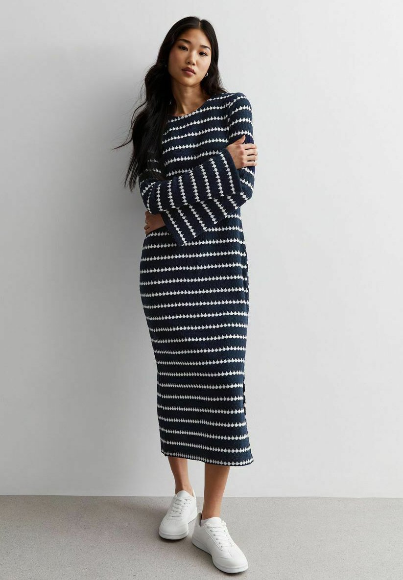 цена Трикотажное платье Stripe Midi New Look, цвет blue pattern