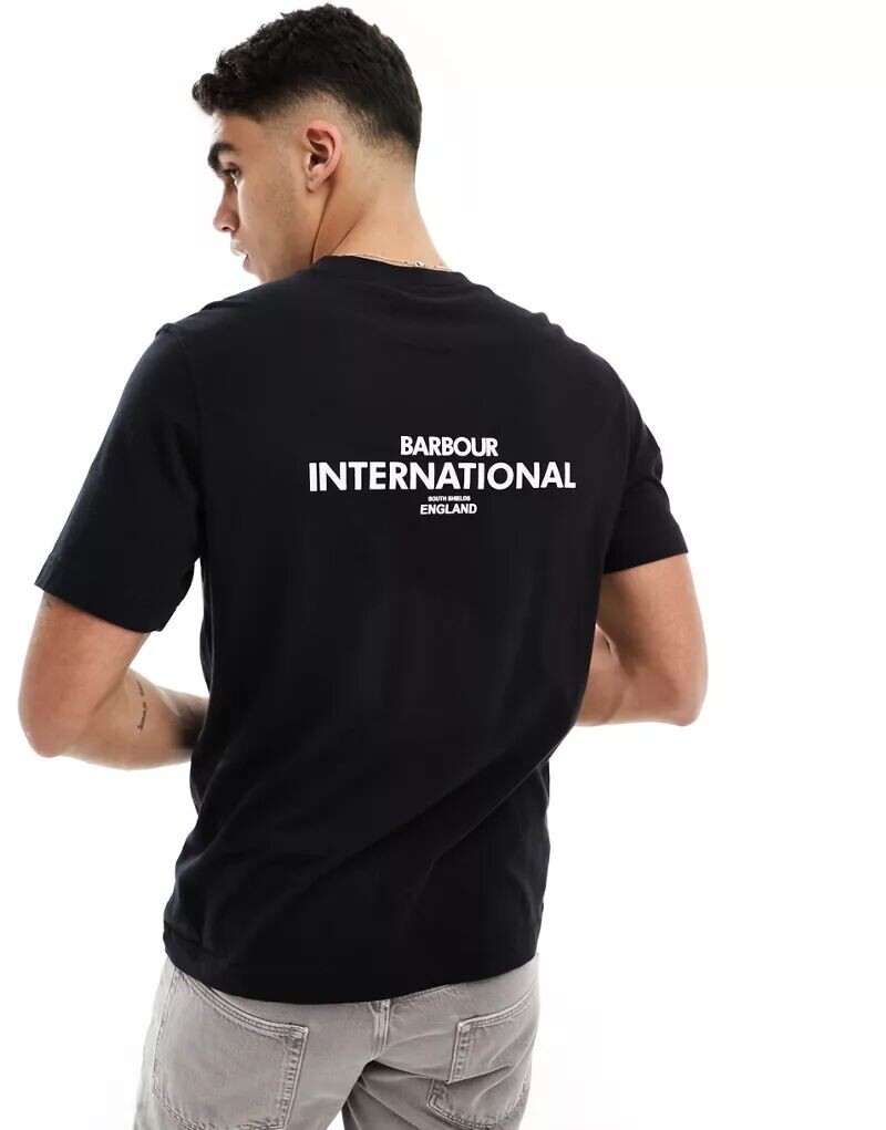 

Черная футболка с логотипом Barbour International Simons