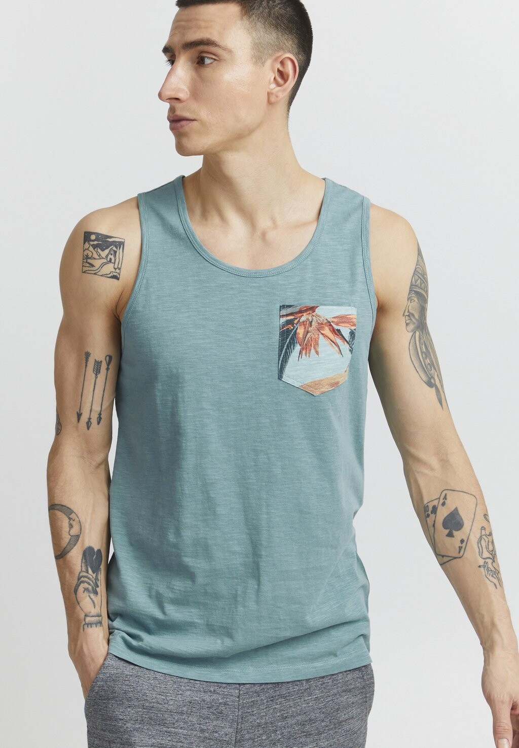 

Топ TROPPO TANK Blend, цвет mineral blue