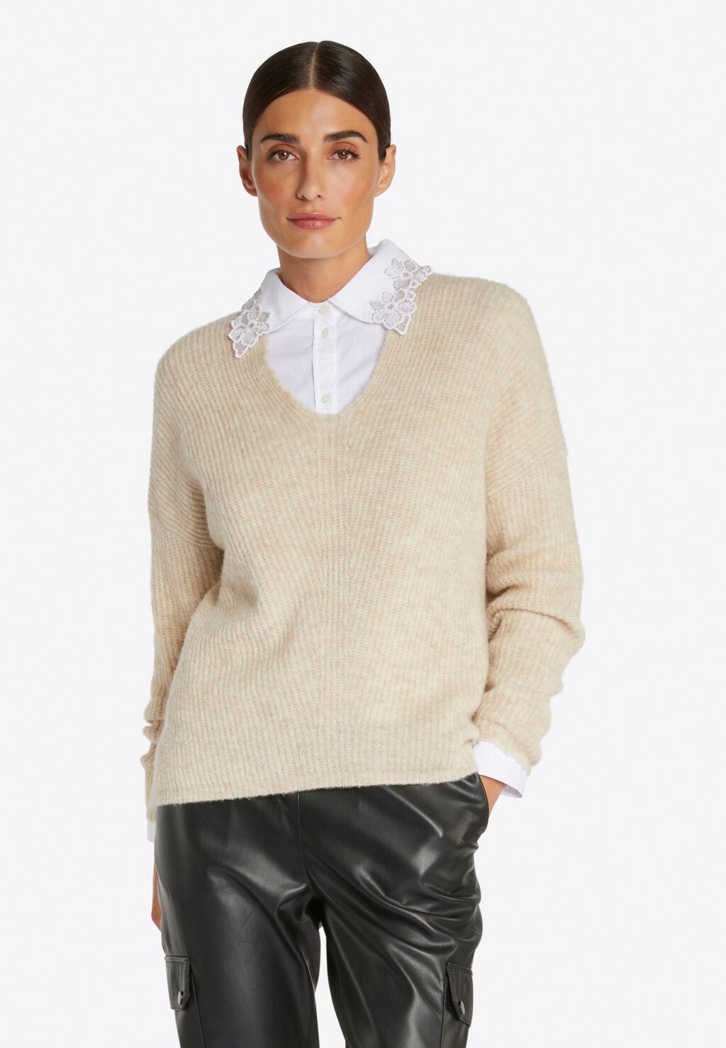 

Свитер Rich & Royal, кофе латте