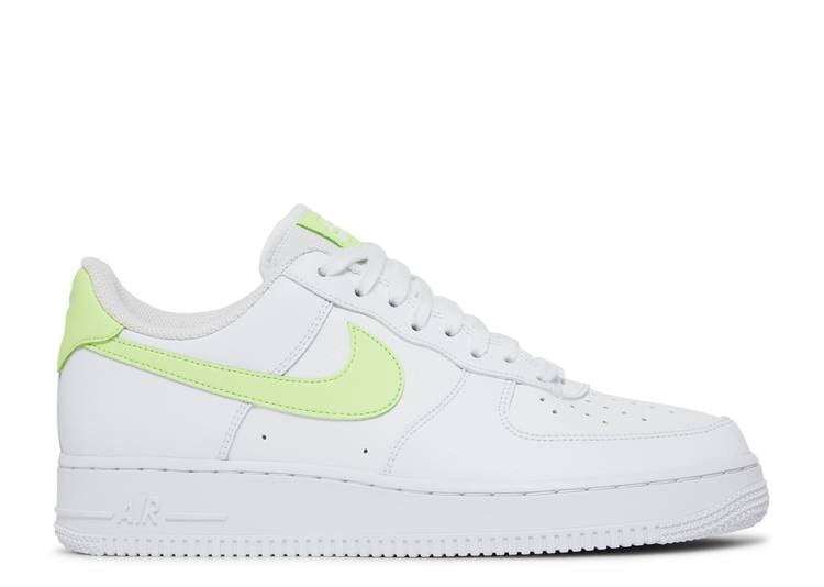 

Кроссовки Nike WMNS AIR FORCE 1 '07 'WHITE BARELY VOLT', белый