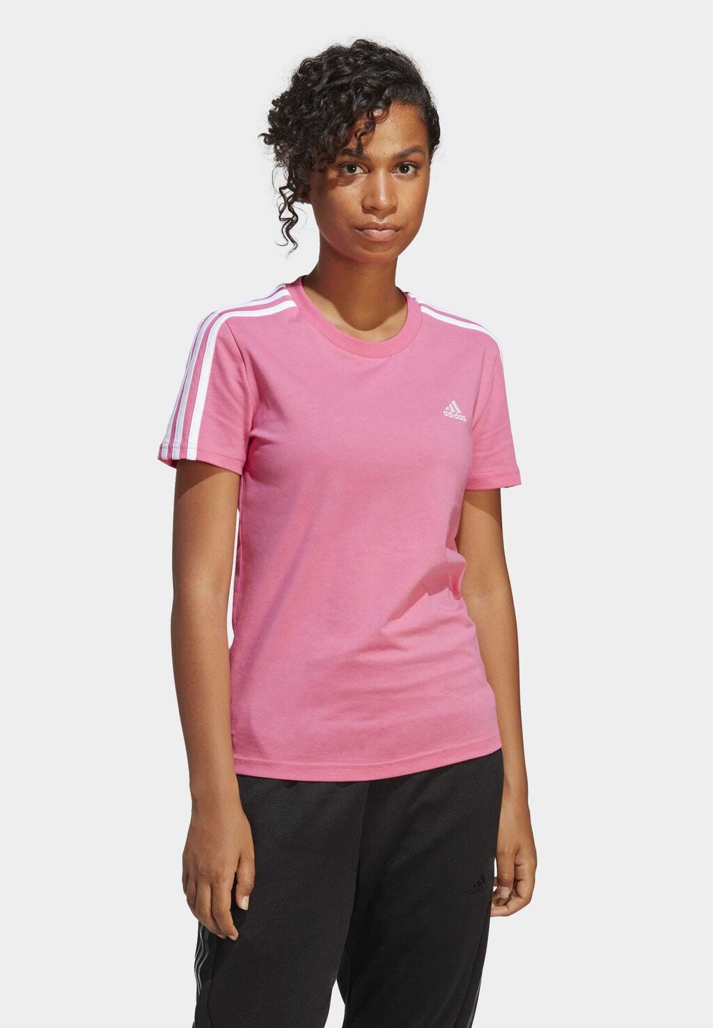 

Футболка с принтом Adidas
