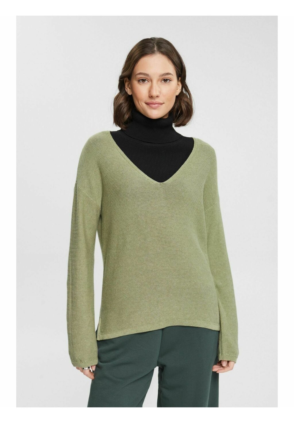 

Джемпер Esprit Mit V-Ausschnitt, светло-хаки