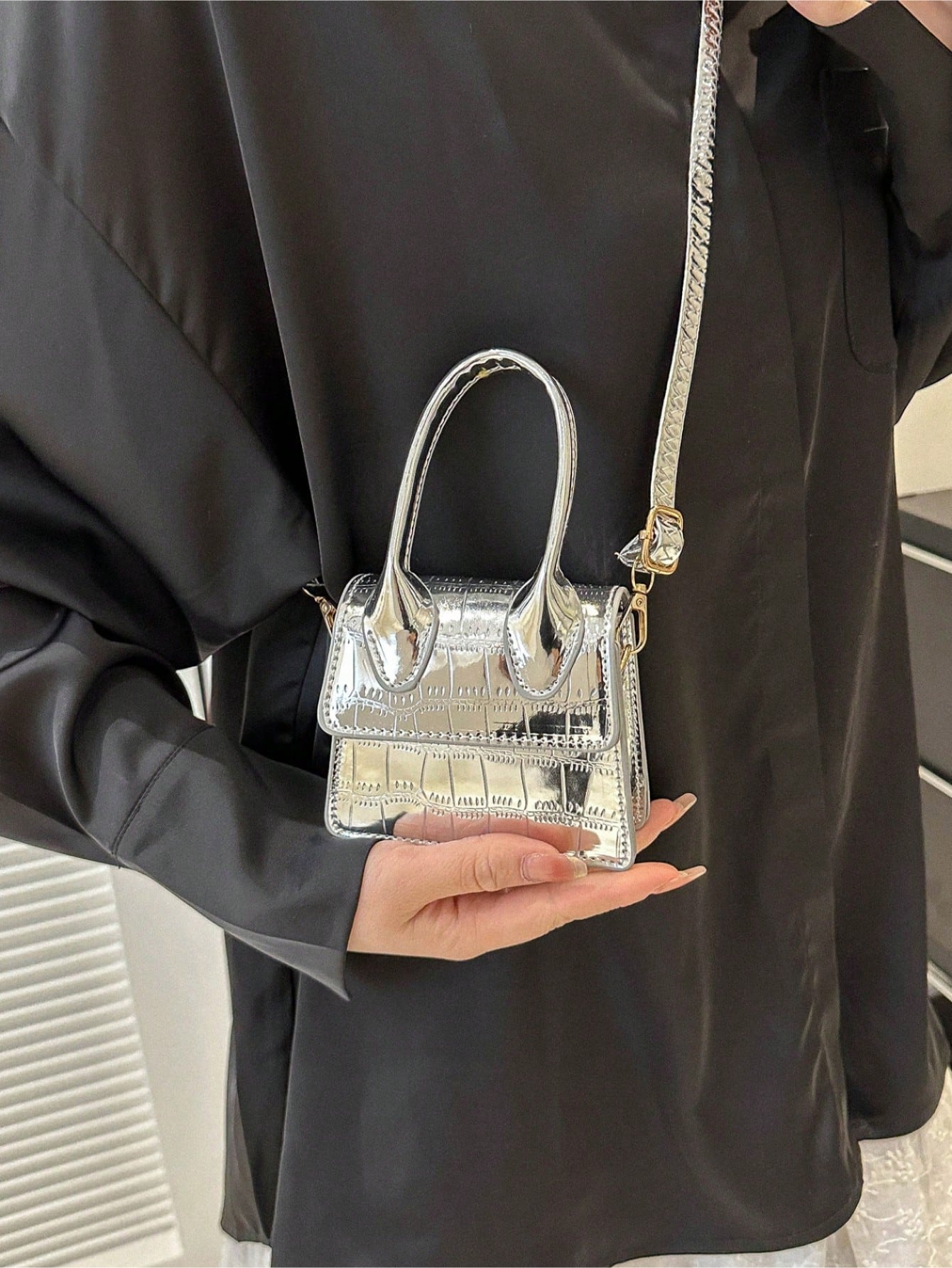Женская модная корейская универсальная маленькая квадратная сумка через плечо, серебро