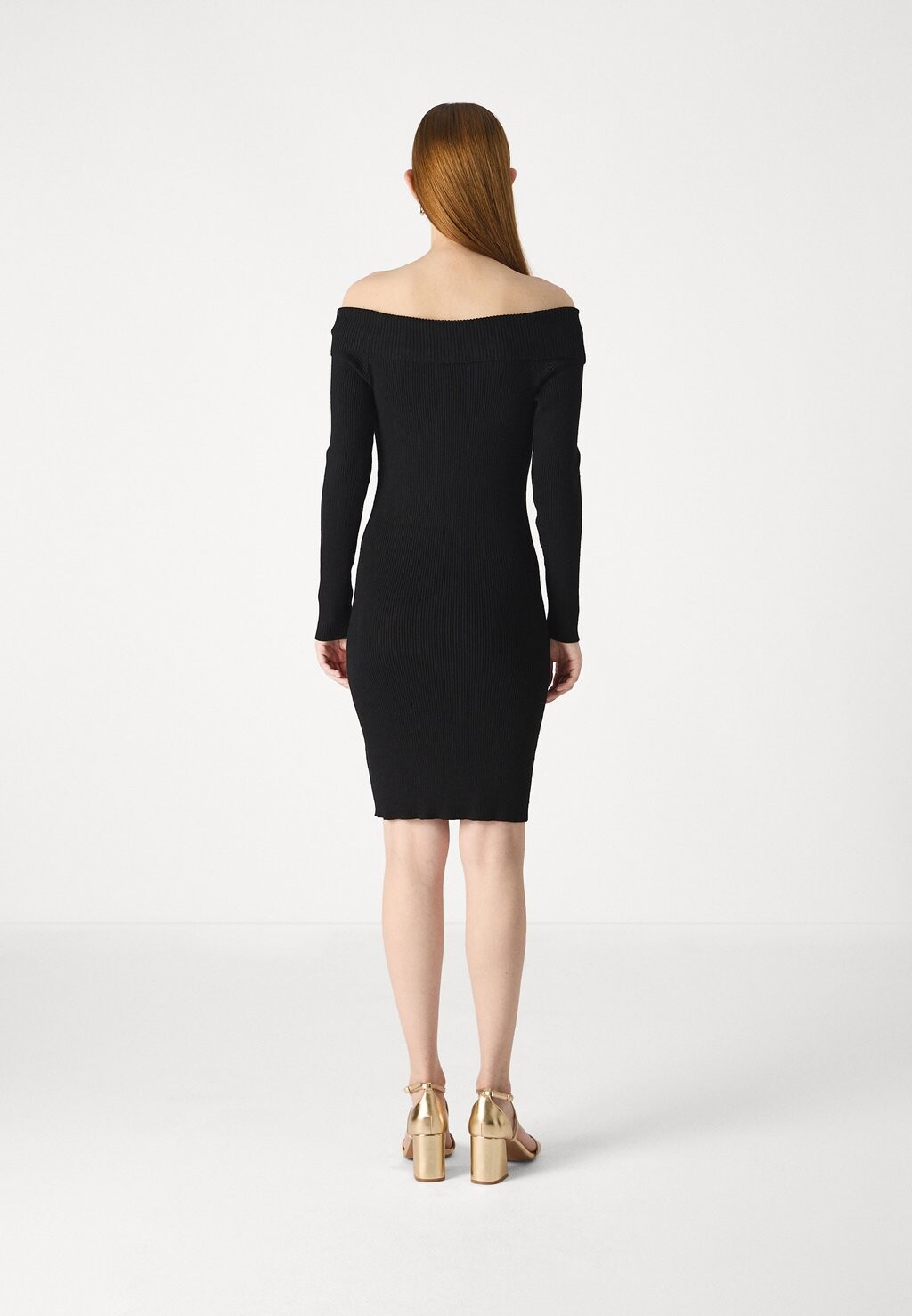 

Платье-футляр VMWILLOW OFF SHOULDER SHORT Vero Moda, черный
