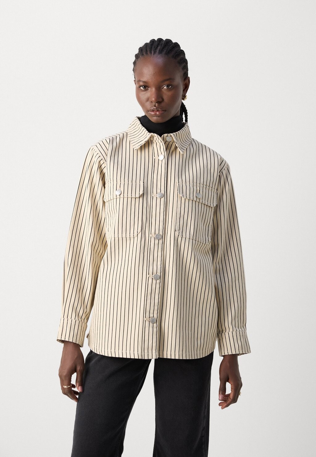 

Тонкая куртка SHIRT JACKET b.young, бежевый