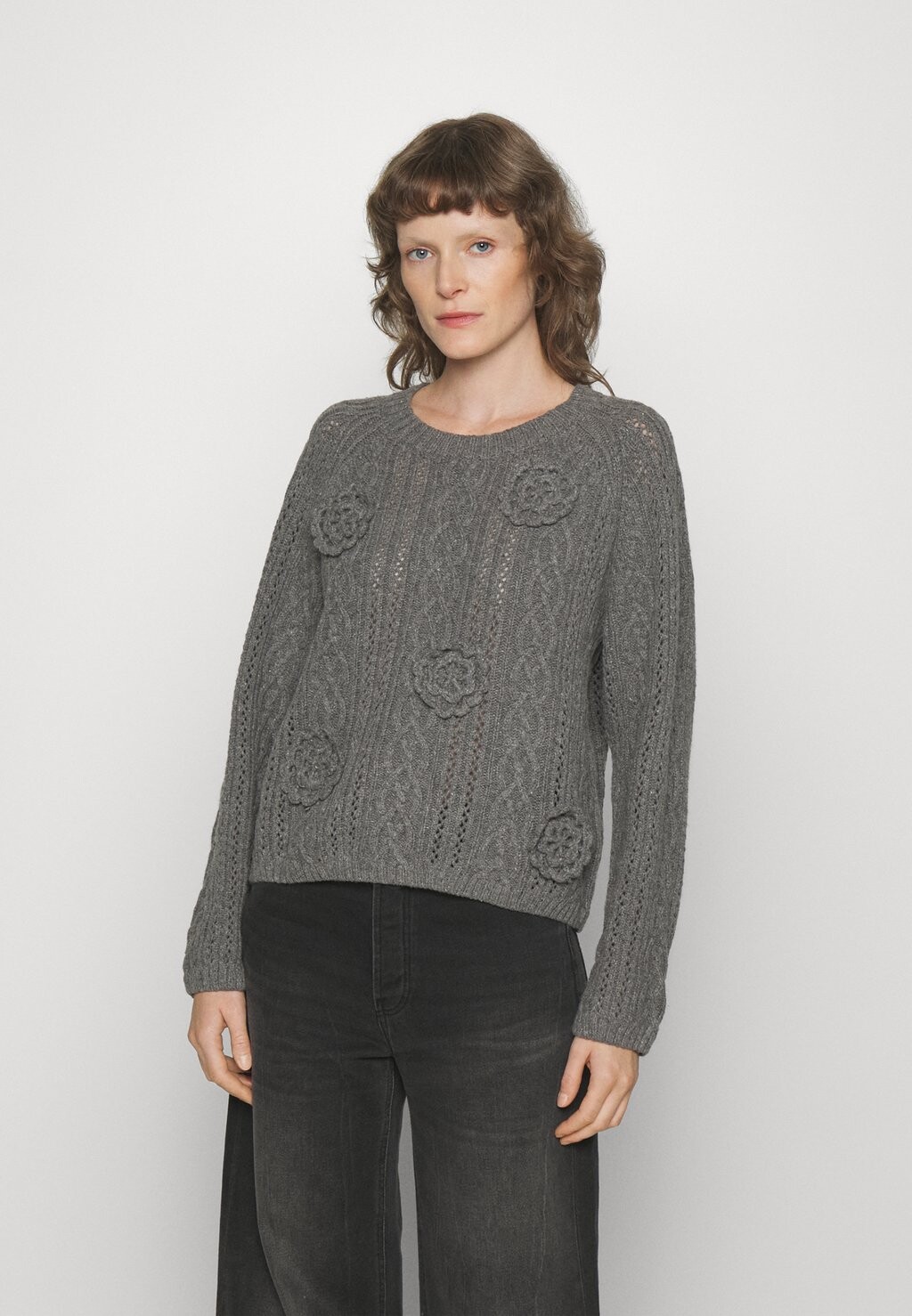 

Свитшот Selected Femme SLFULRIKKE FLOWER, цвет medium grey melange