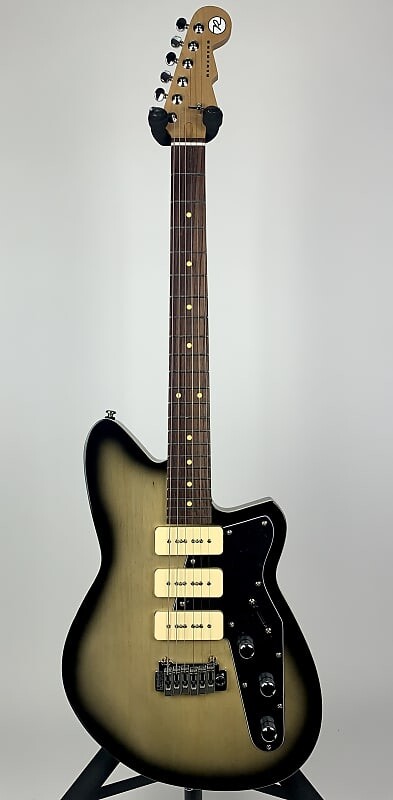 

Электрогитара Reverend Jetstream 390 Korina Burst