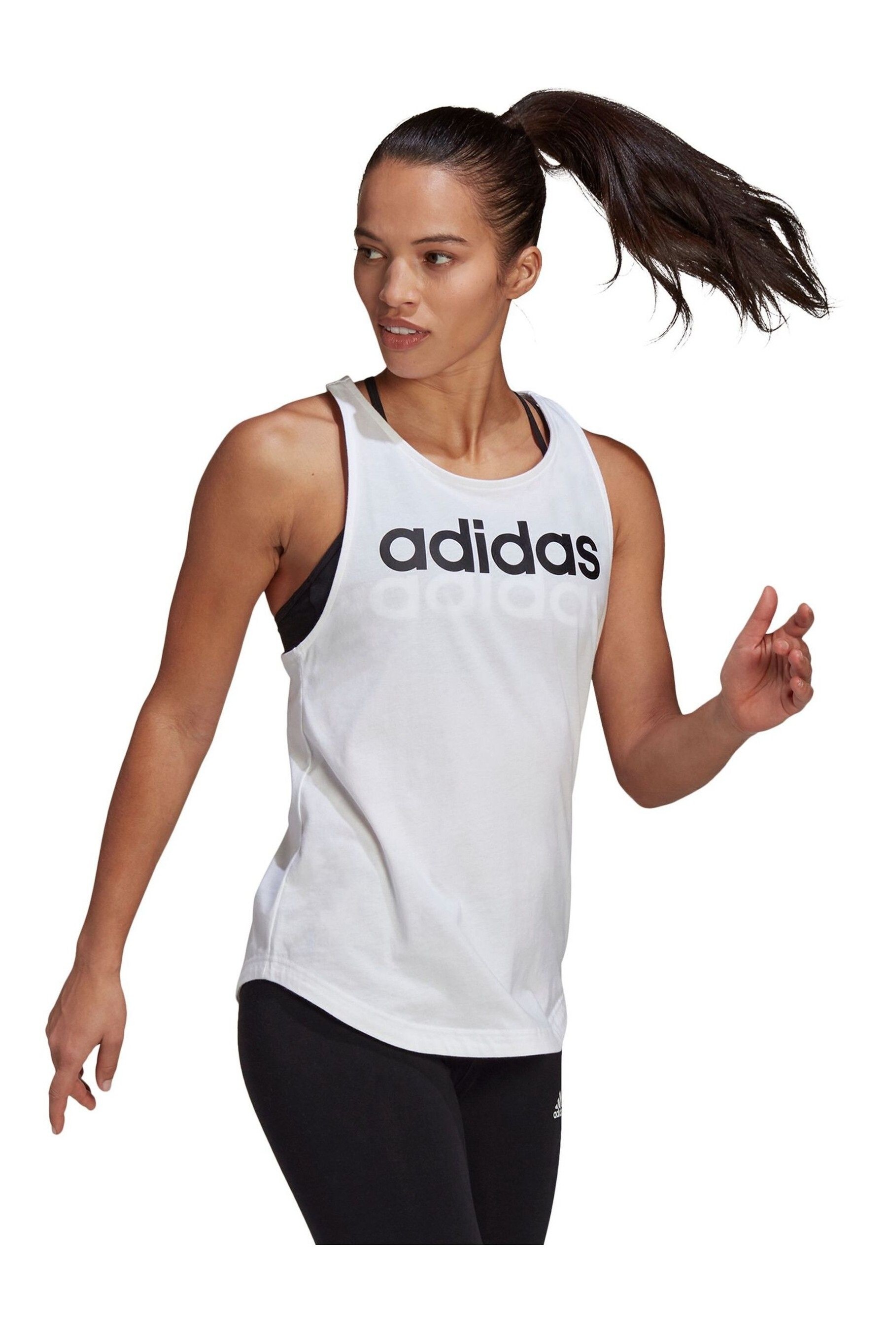 цена Линейная футболка Adidas adidas, белый