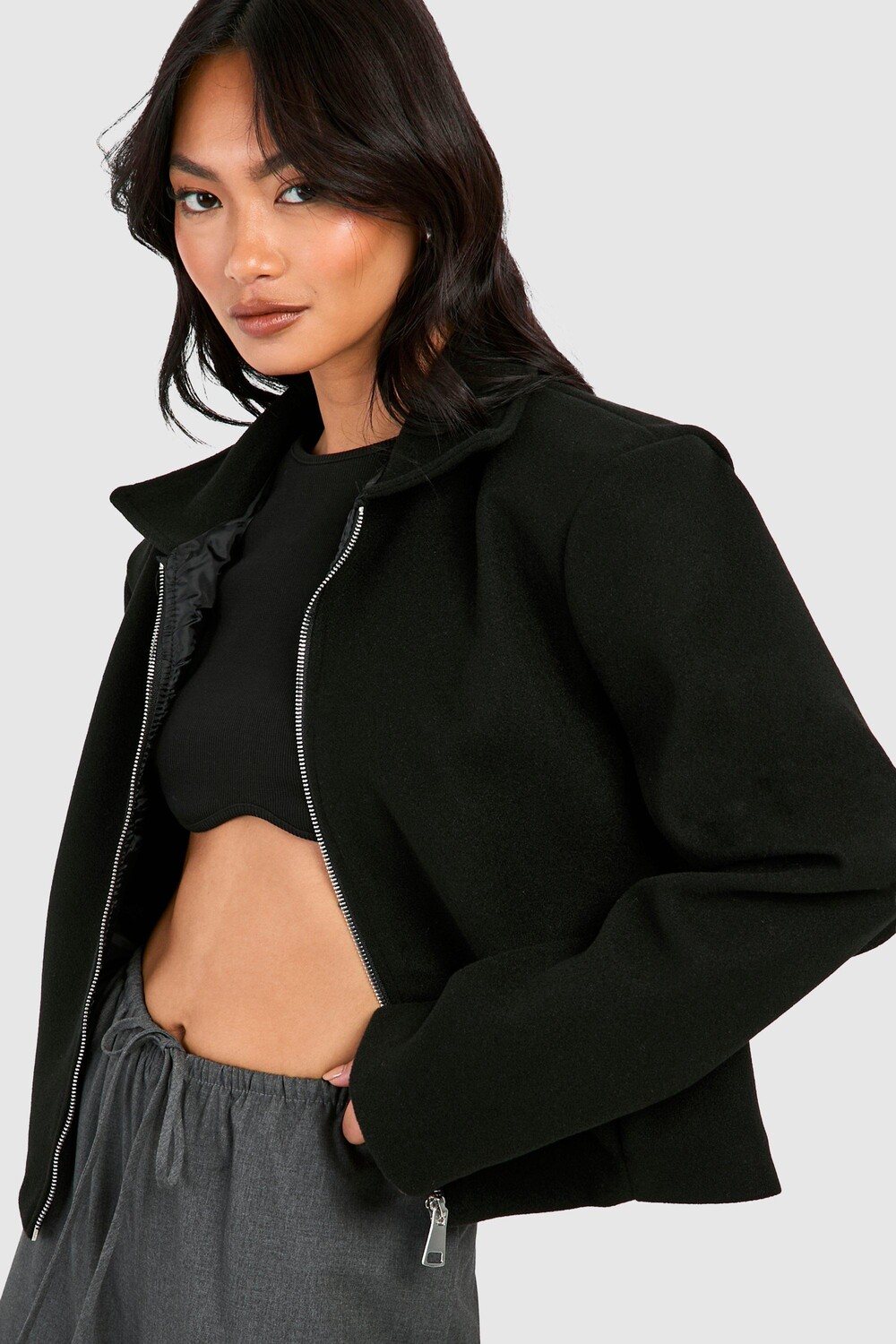 

Шерстяная куртка с подплечниками boohoo, черный