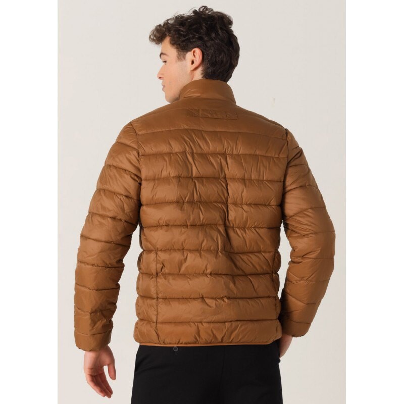

Куртка Victorio & Lucchino Padded, коричневый