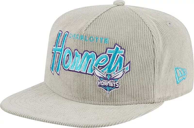 

Вельветовая регулируемая шляпа для гольфа New Era для взрослых Charlotte Hornets