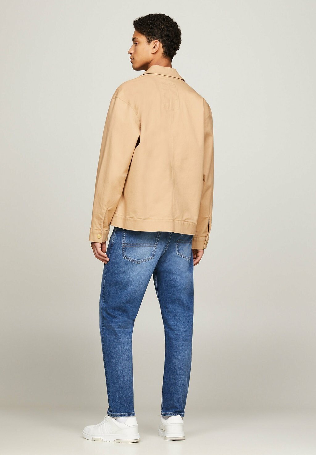 

Тонкая куртка REG EXT Tommy Hilfiger, светло-коричневый