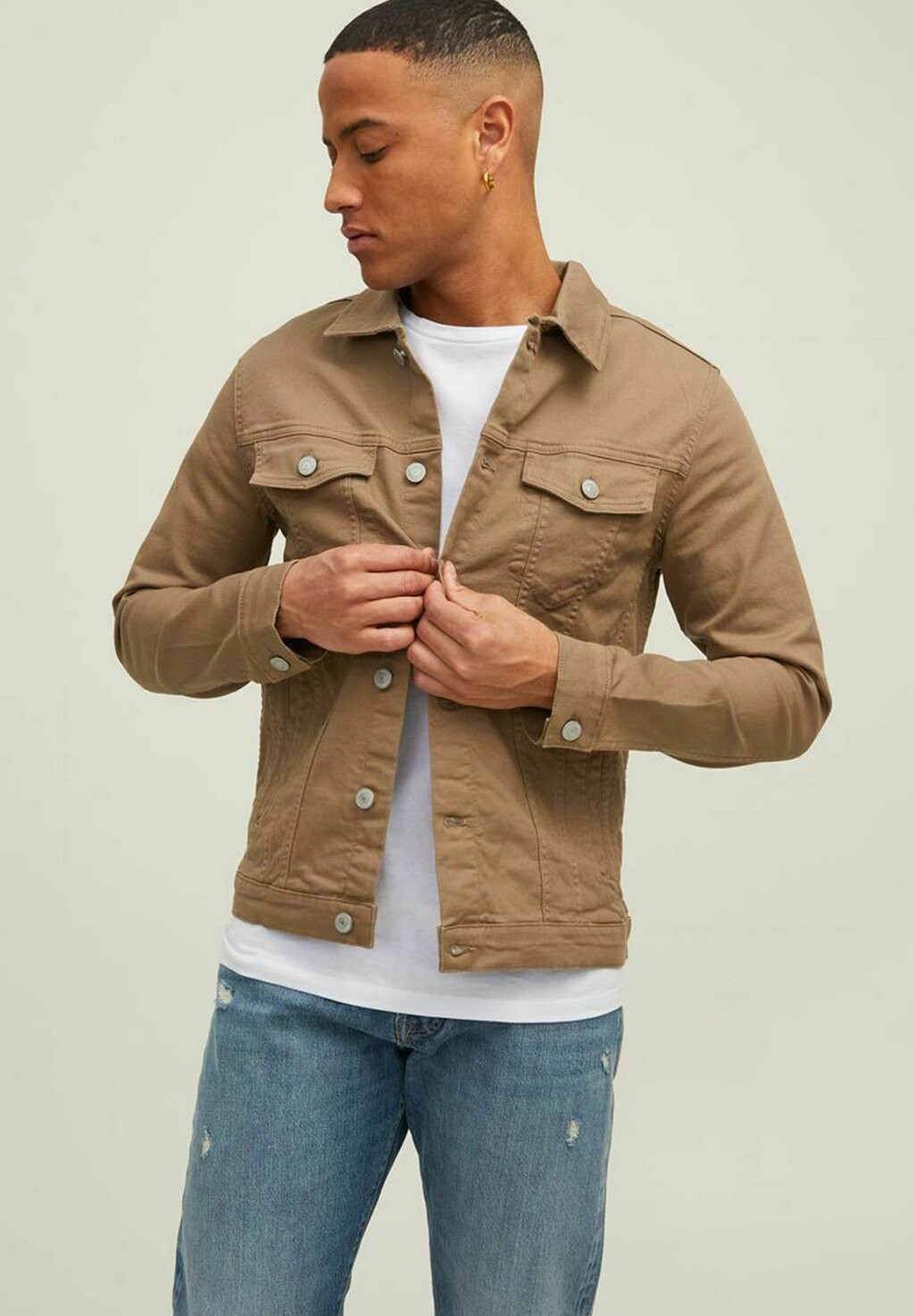 

Джинсовая куртка Jack & Jones