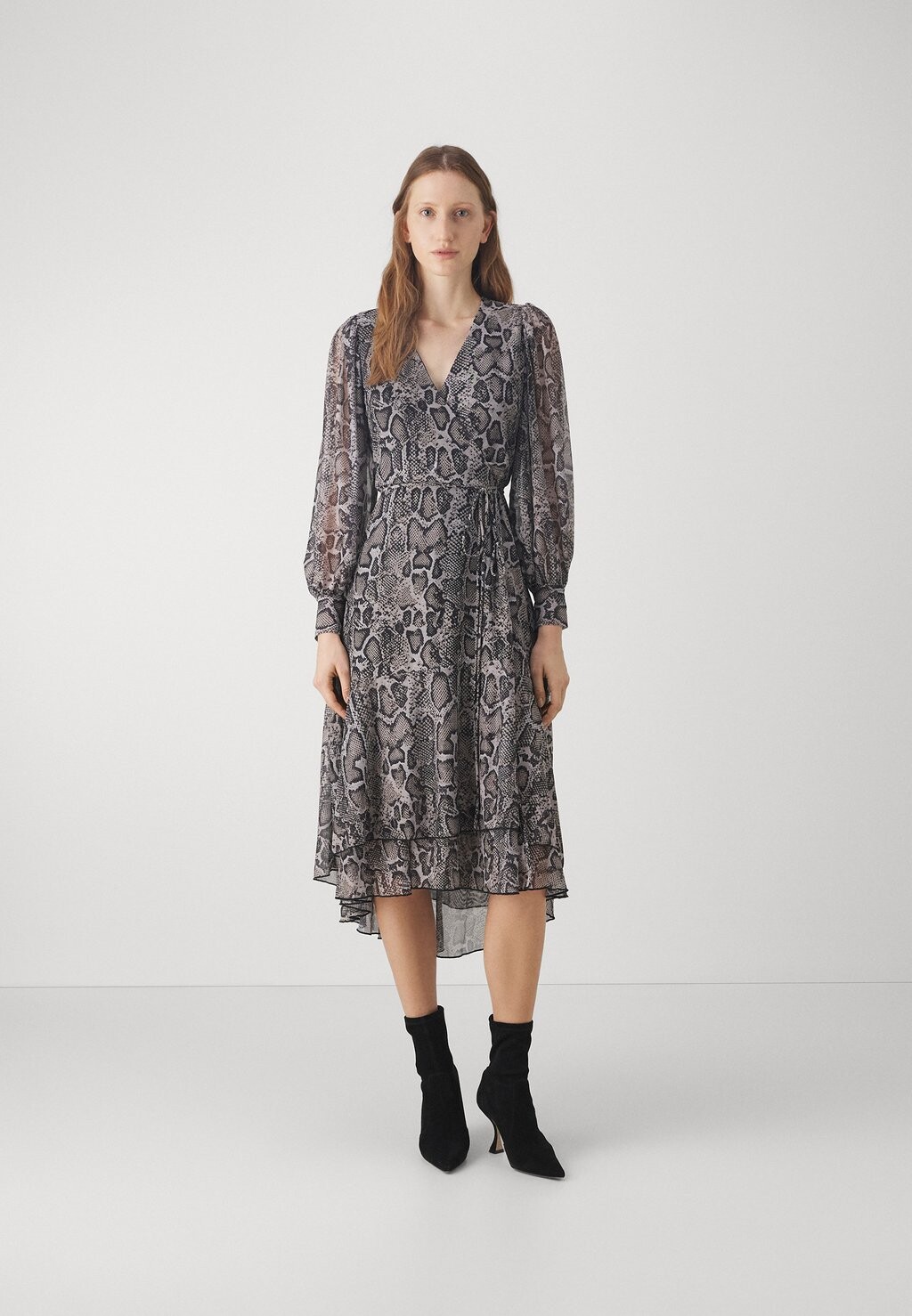 

Дневное платье PHLOXBBNORA DRESS Bruuns Bazaar, серый