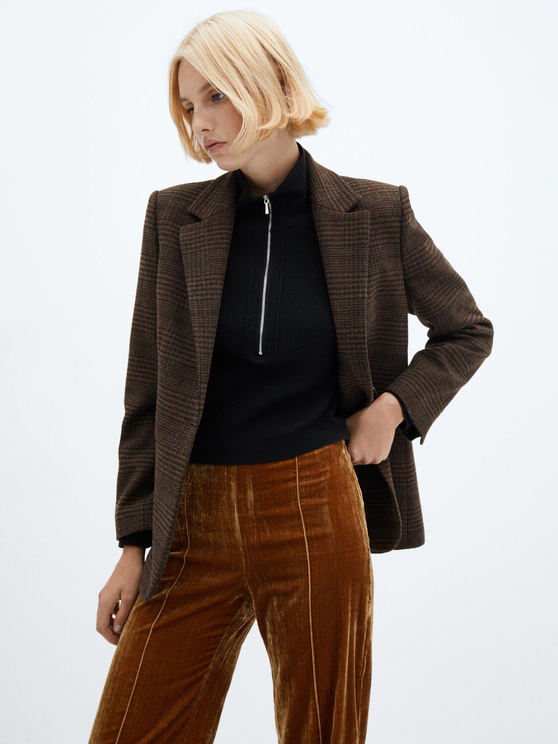 

Блейзер в клетку Bruna из смесовой шерсти Mango, коричневый