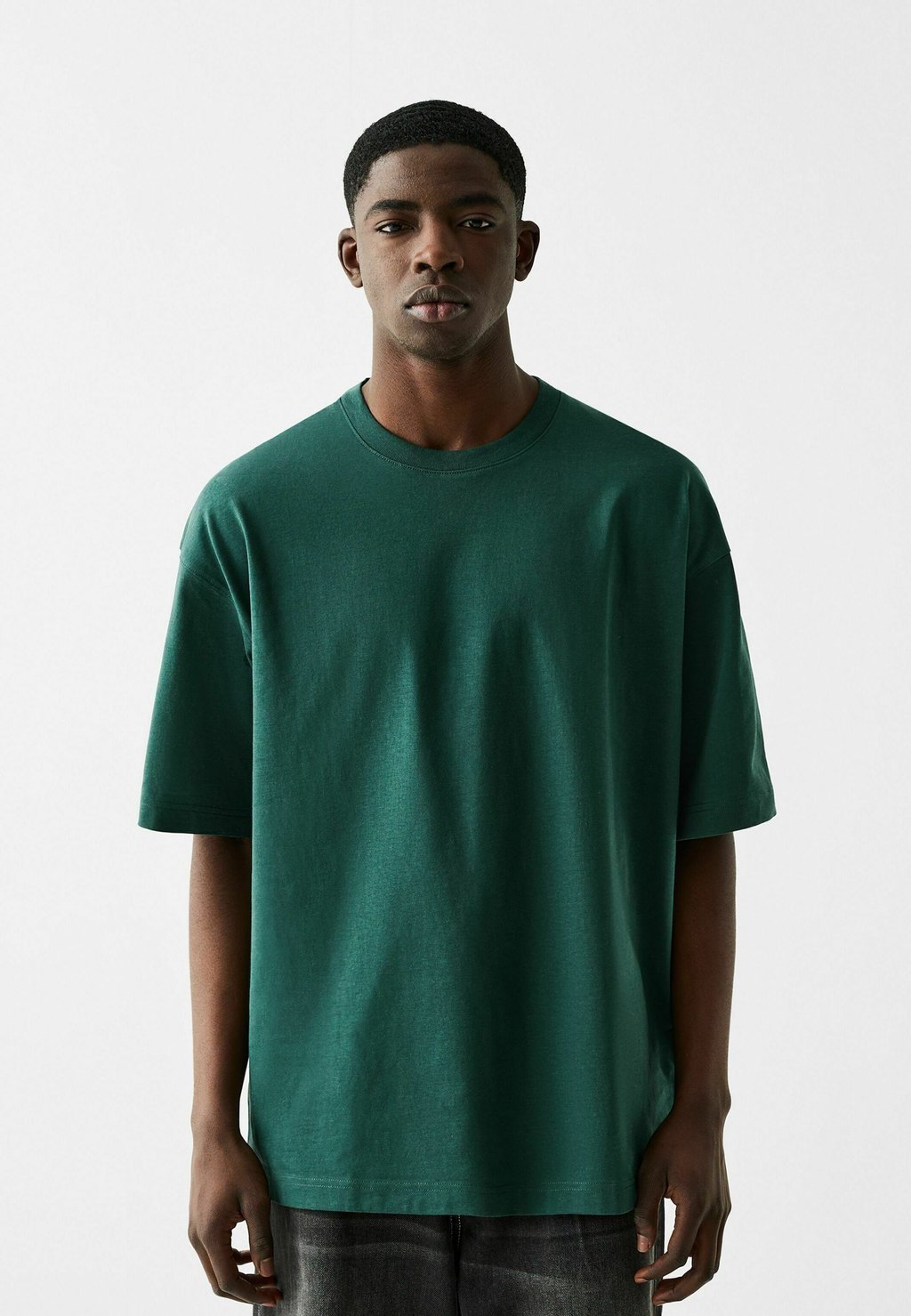 

Футболка базовая SHORT SLEEVE Bershka, цвет dark green