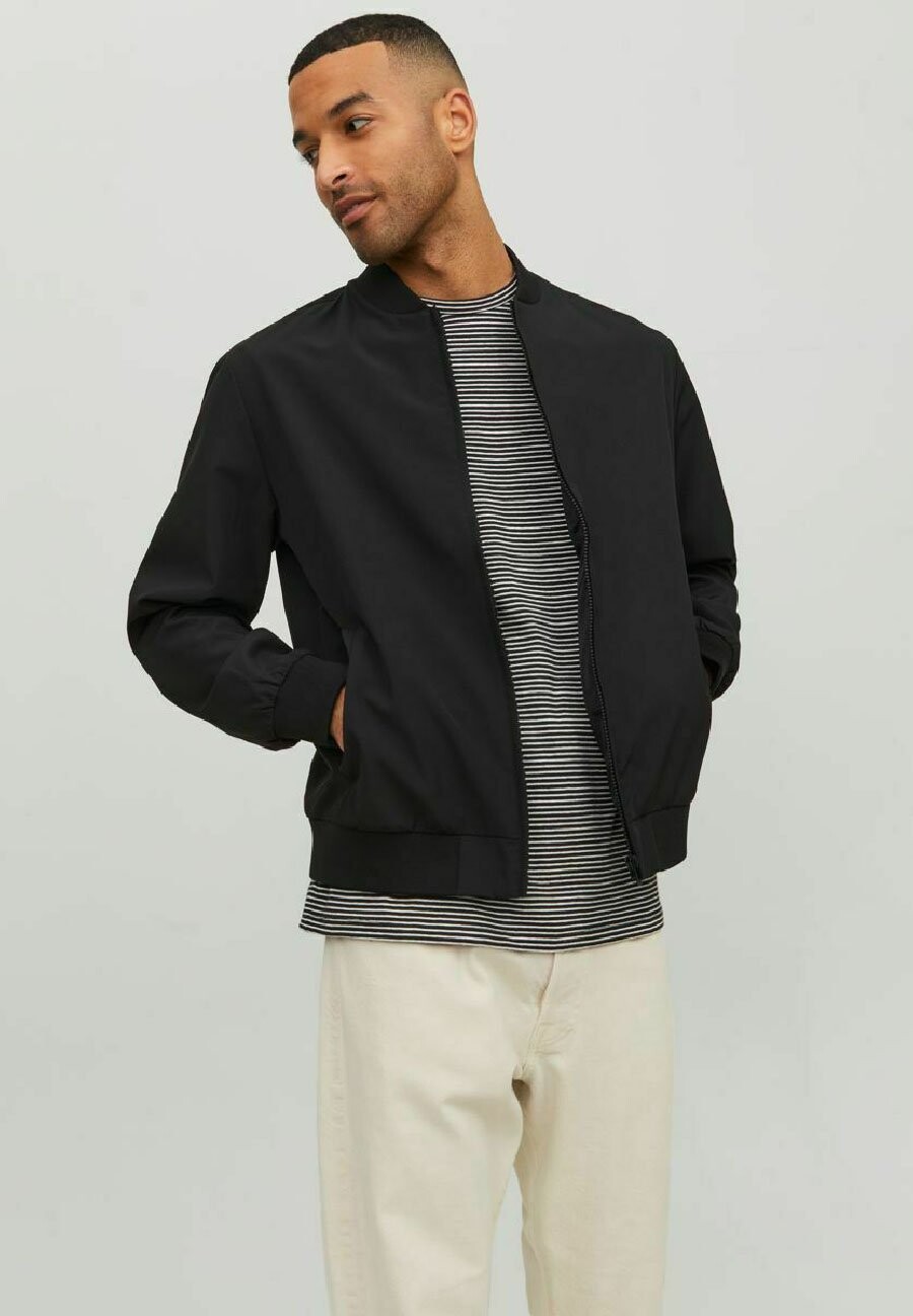 

Бомбер Jack & Jones