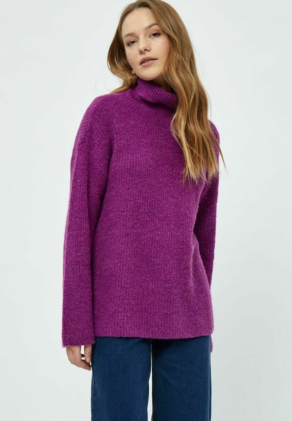 Вязаный свитер PCPEARL HIGH NECK PEPPERCORN, цвет hollyhock purple