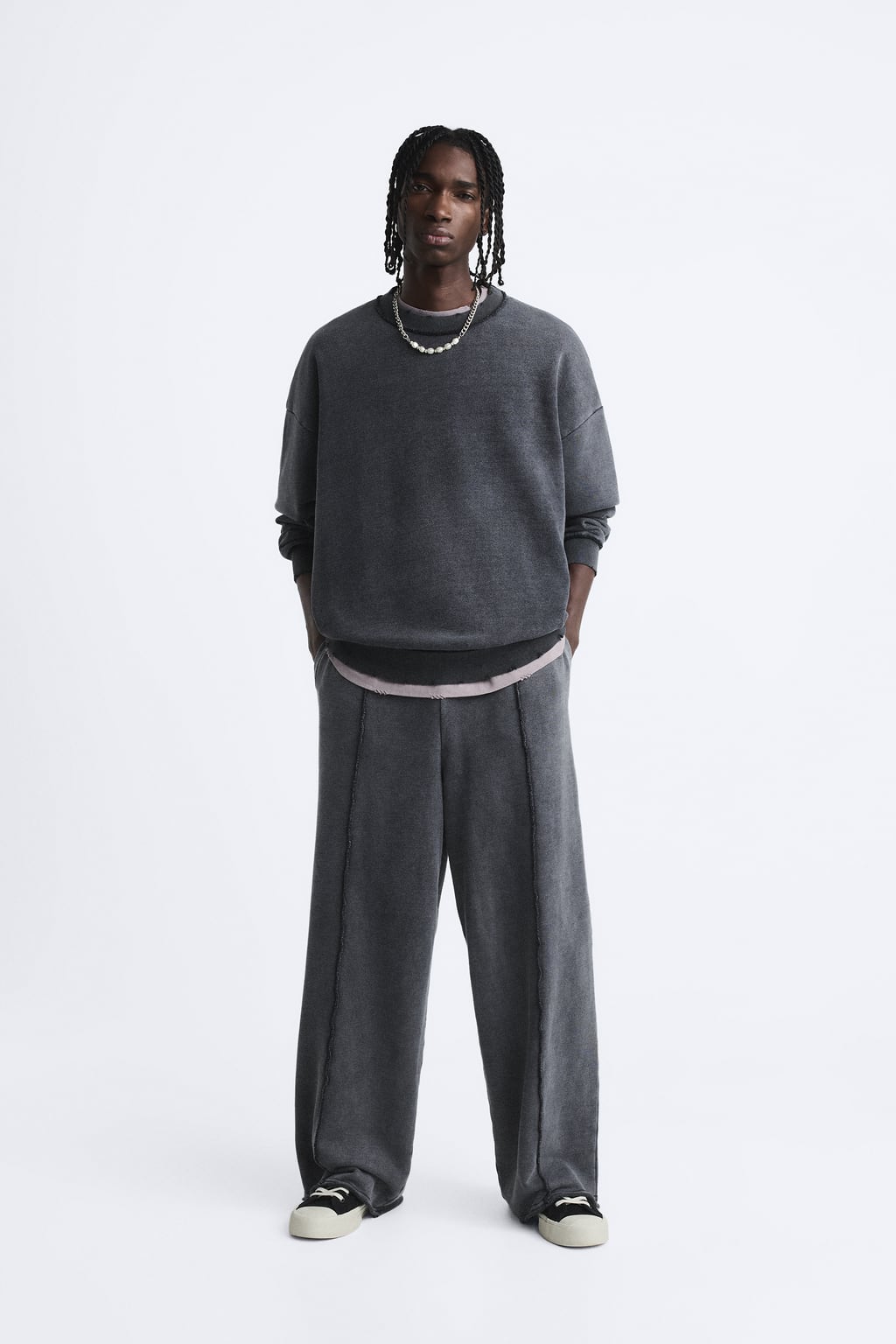 

Выцветшие цветные брюки-джоггеры ZARA