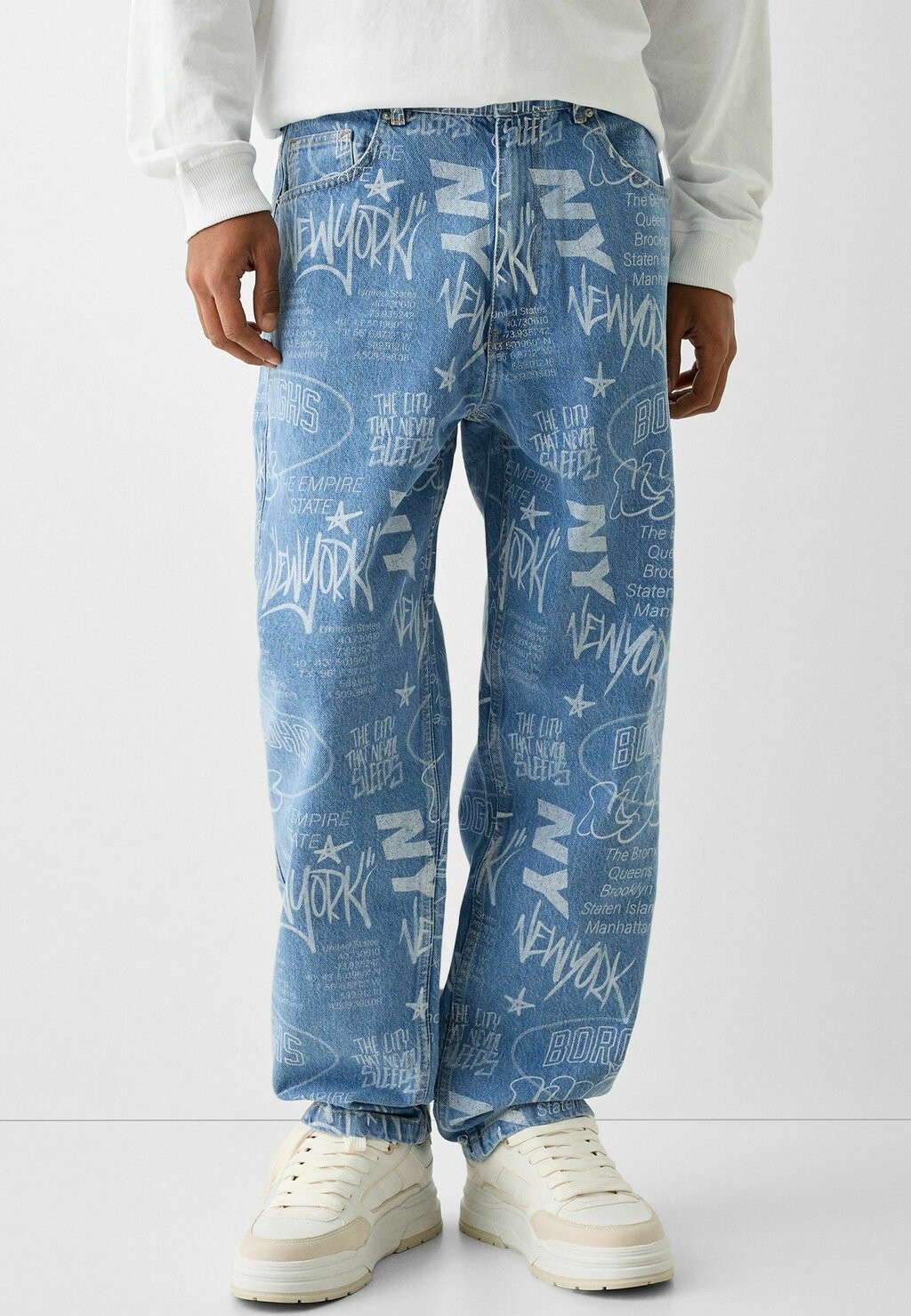 

Джинсы свободного кроя BAGGY PRINTED Bershka, цвет light blue denim
