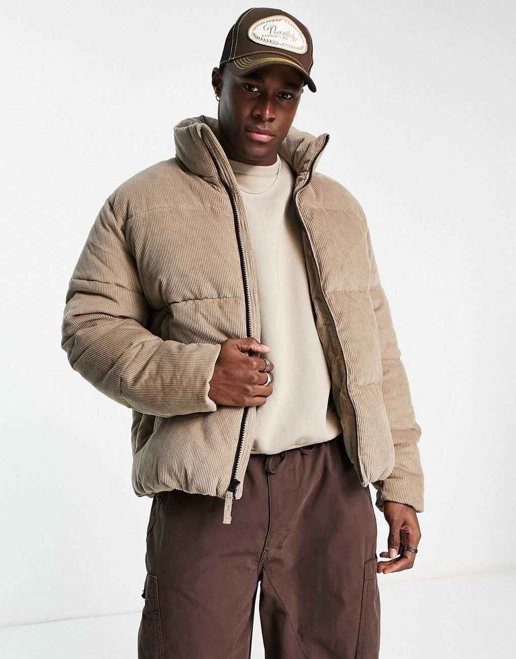 

Коричневая куртка-пуховик из плотного вельвета Abercrombie & Fitch