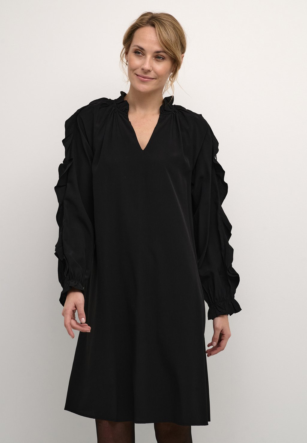 Дневное платье ASMINE FLOUNCE Culture, цвет black