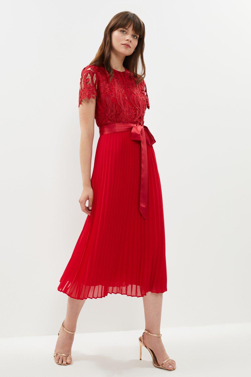 Платье миди со складками и кружевным лифом с поясом Coast, красный