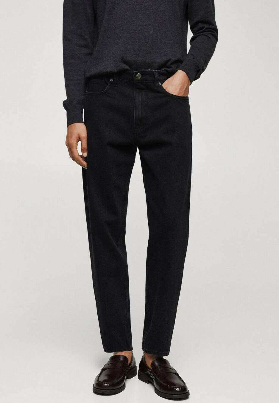 

Джинсы зауженного кроя Mango, цвет black denim