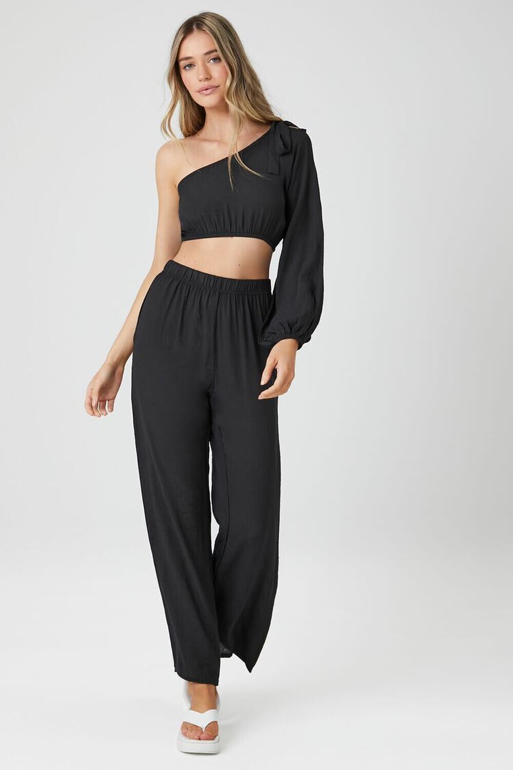 

Комплект из топа и брюк с накидкой на одно плечо для плавания Forever 21, черный