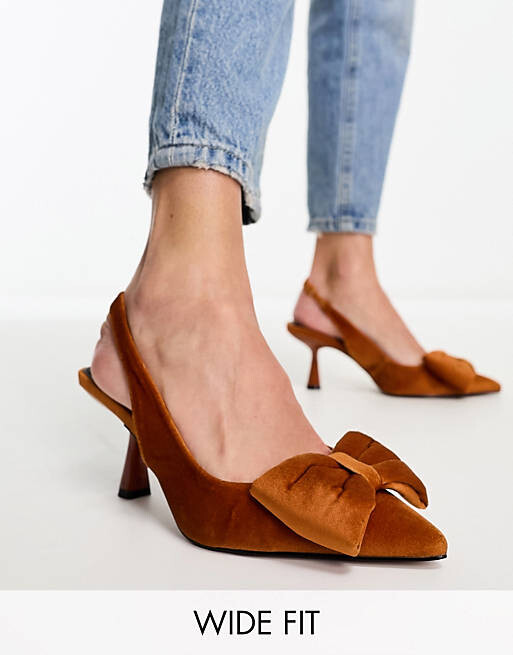 

Горчичные туфли на среднем каблуке с бантом ASOS DESIGN Wide Fit Scarlett