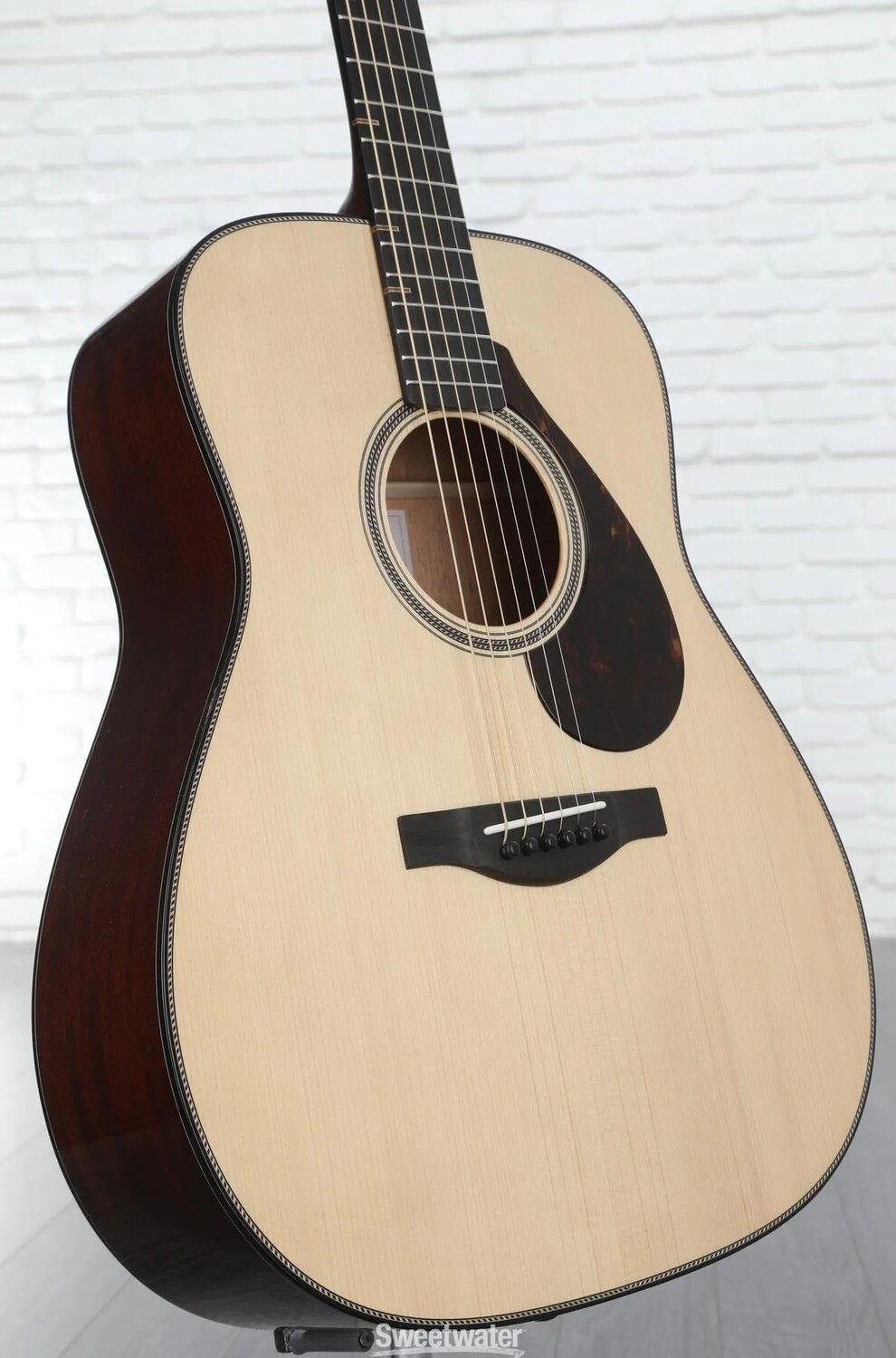 

Акустическая гитара Yamaha FG9 M - натуральный цвет