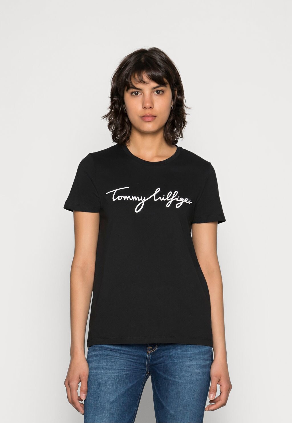 

Футболка с принтом Tommy Hilfiger, Черный