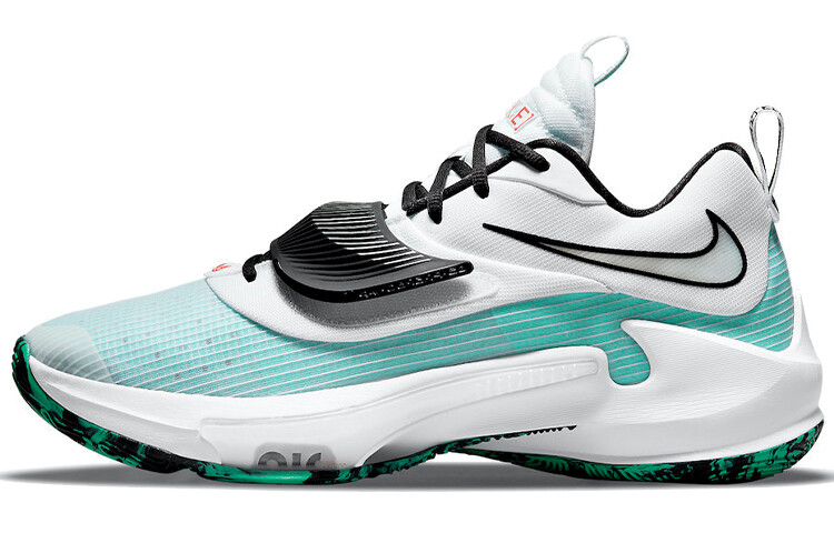 

Кроссовки Nike Zoom Freak 3 прозрачный изумрудный